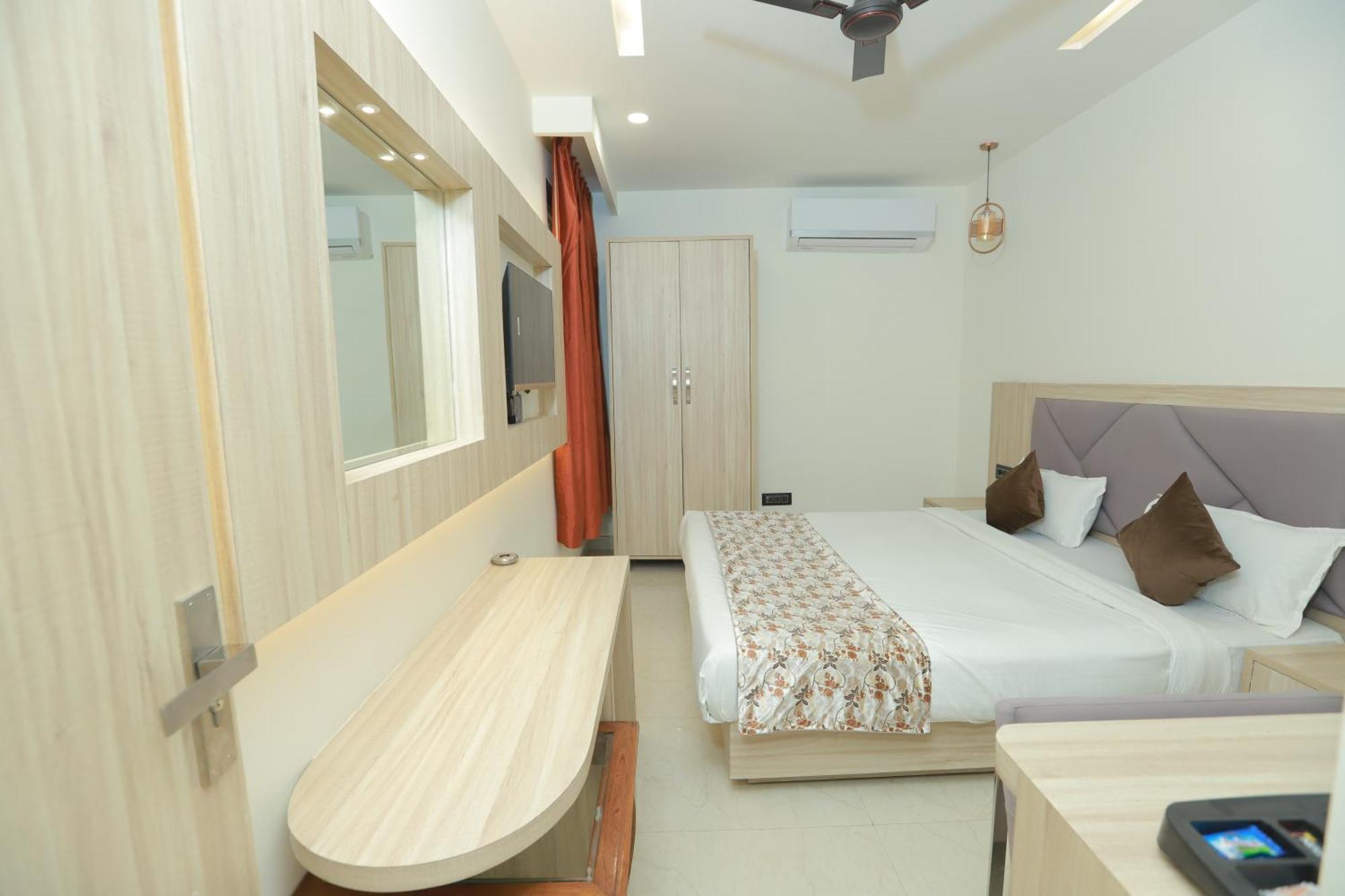 Zed Hotel - Delhi International Airport New Delhi Bagian luar foto