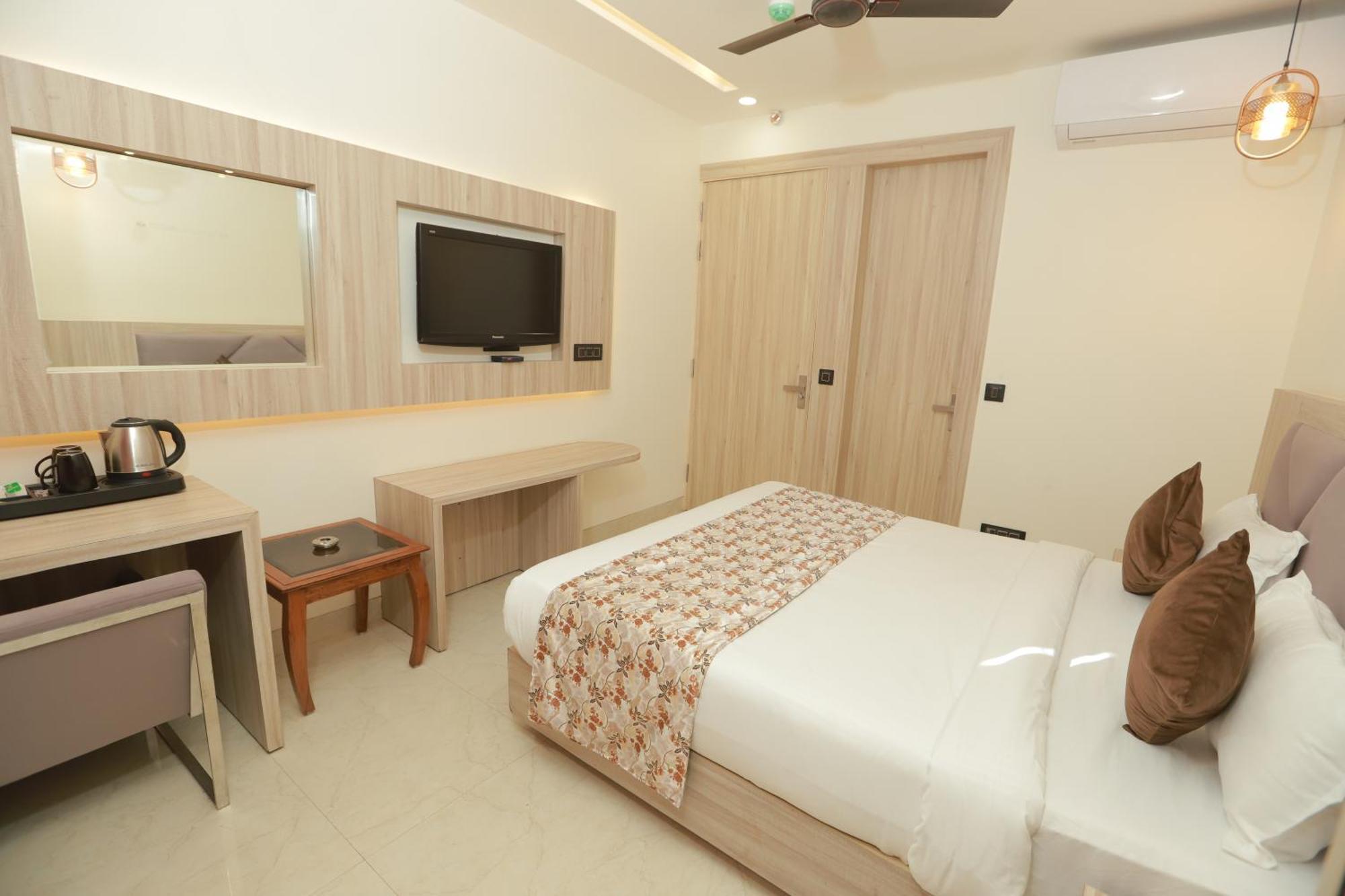 Zed Hotel - Delhi International Airport New Delhi Bagian luar foto