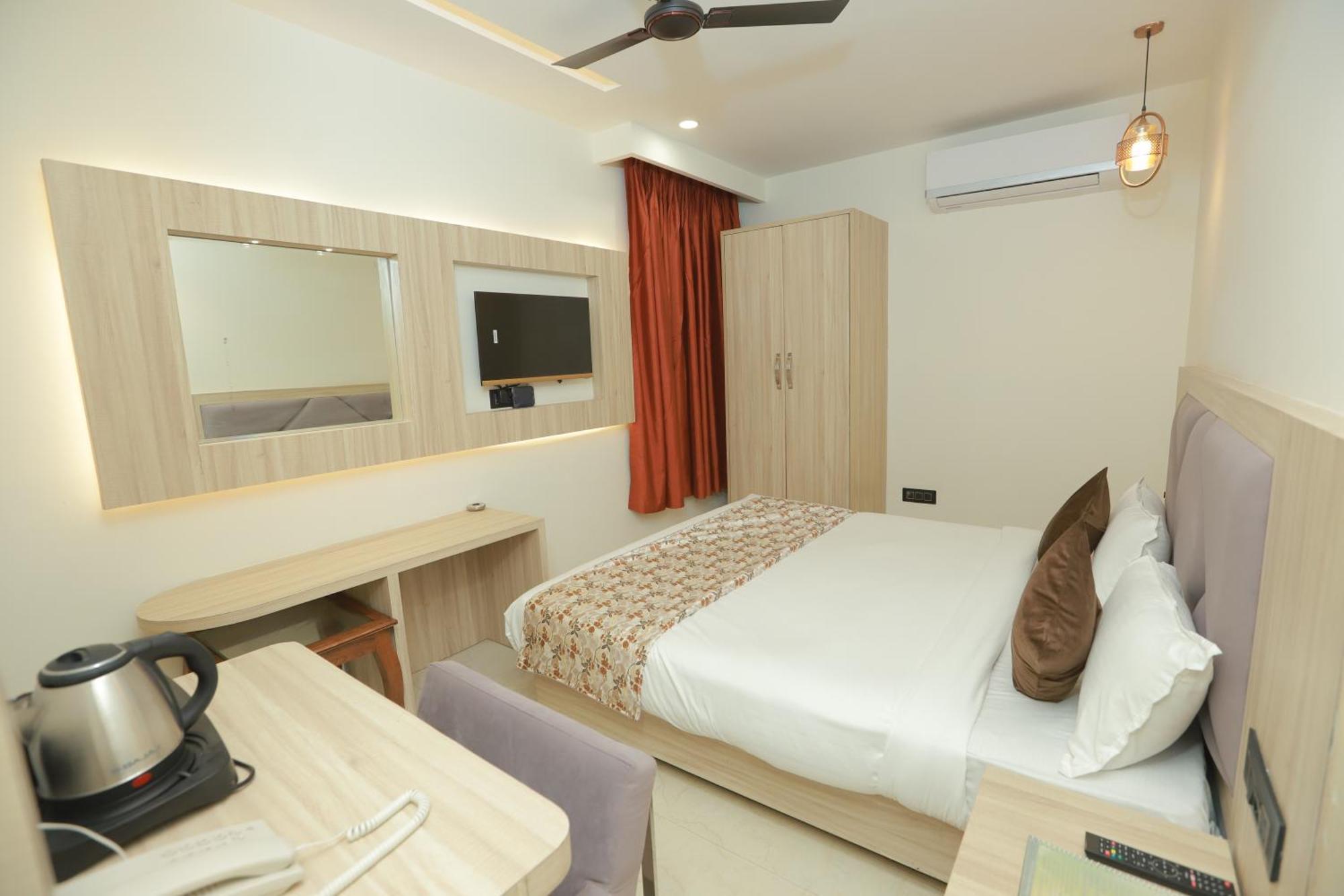 Zed Hotel - Delhi International Airport New Delhi Bagian luar foto