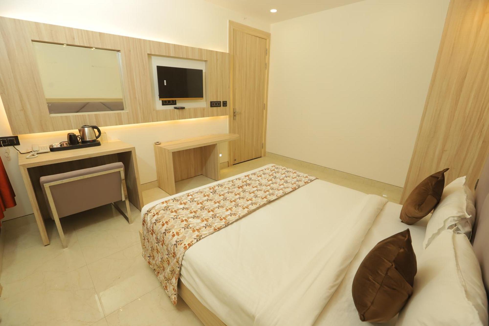 Zed Hotel - Delhi International Airport New Delhi Bagian luar foto