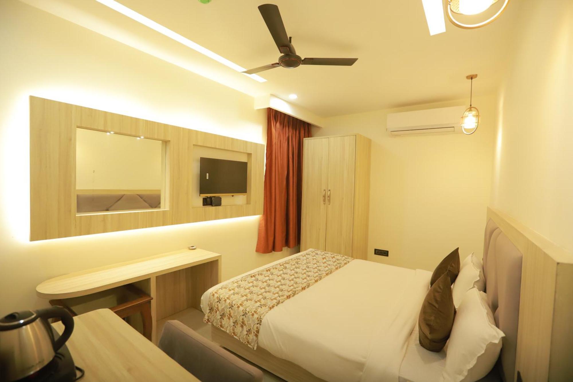Zed Hotel - Delhi International Airport New Delhi Bagian luar foto